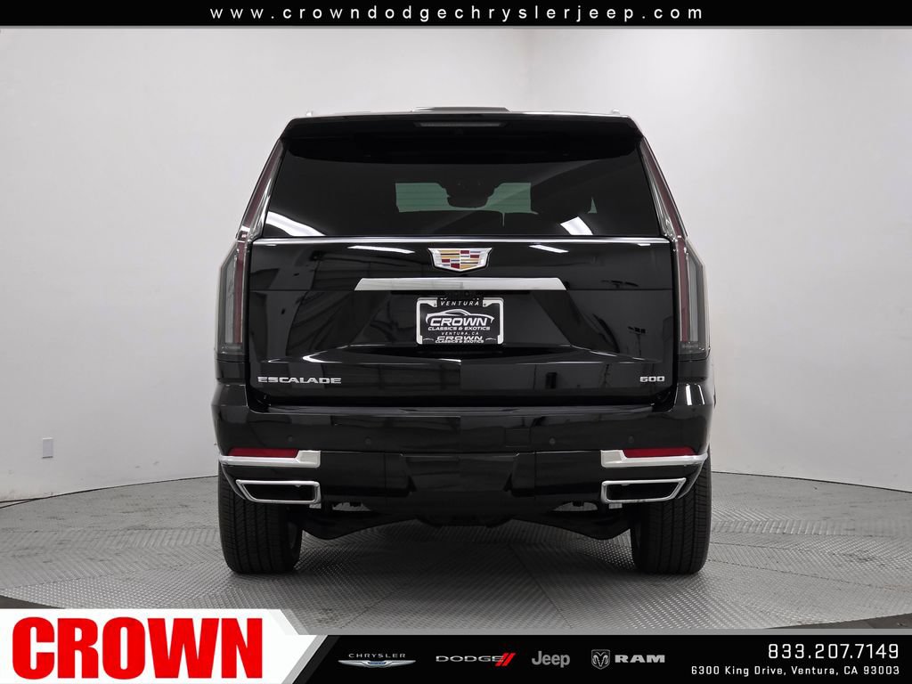 Used 2026 Cadillac Escalade Luxury AWD/4WD image 6