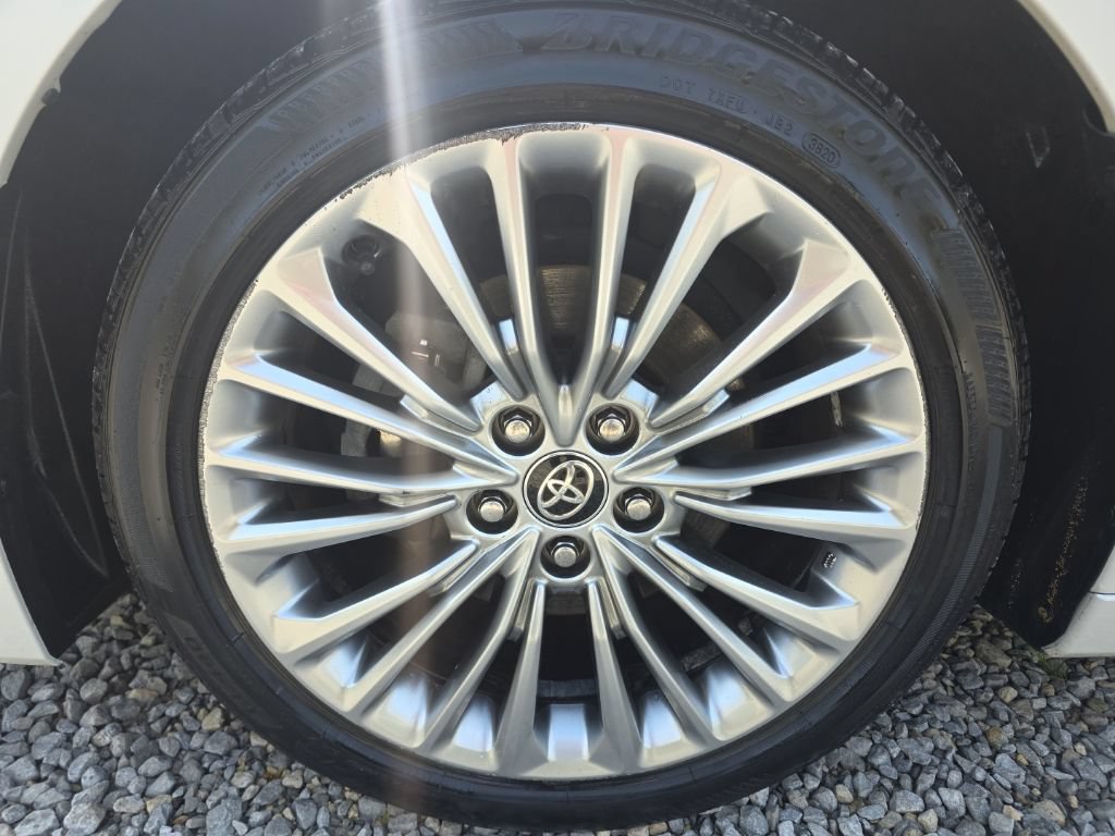 Certified 2021 Toyota Avalon Limited w/ Advanced Safety Package AWD/4WD image 10