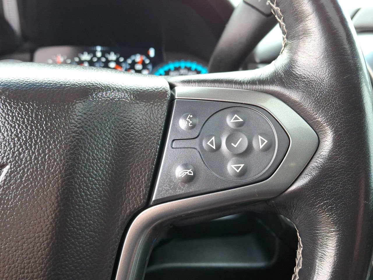 Certified 2019 Chevrolet Tahoe Premier w/ Premier Plus Edition AWD/4WD image 10