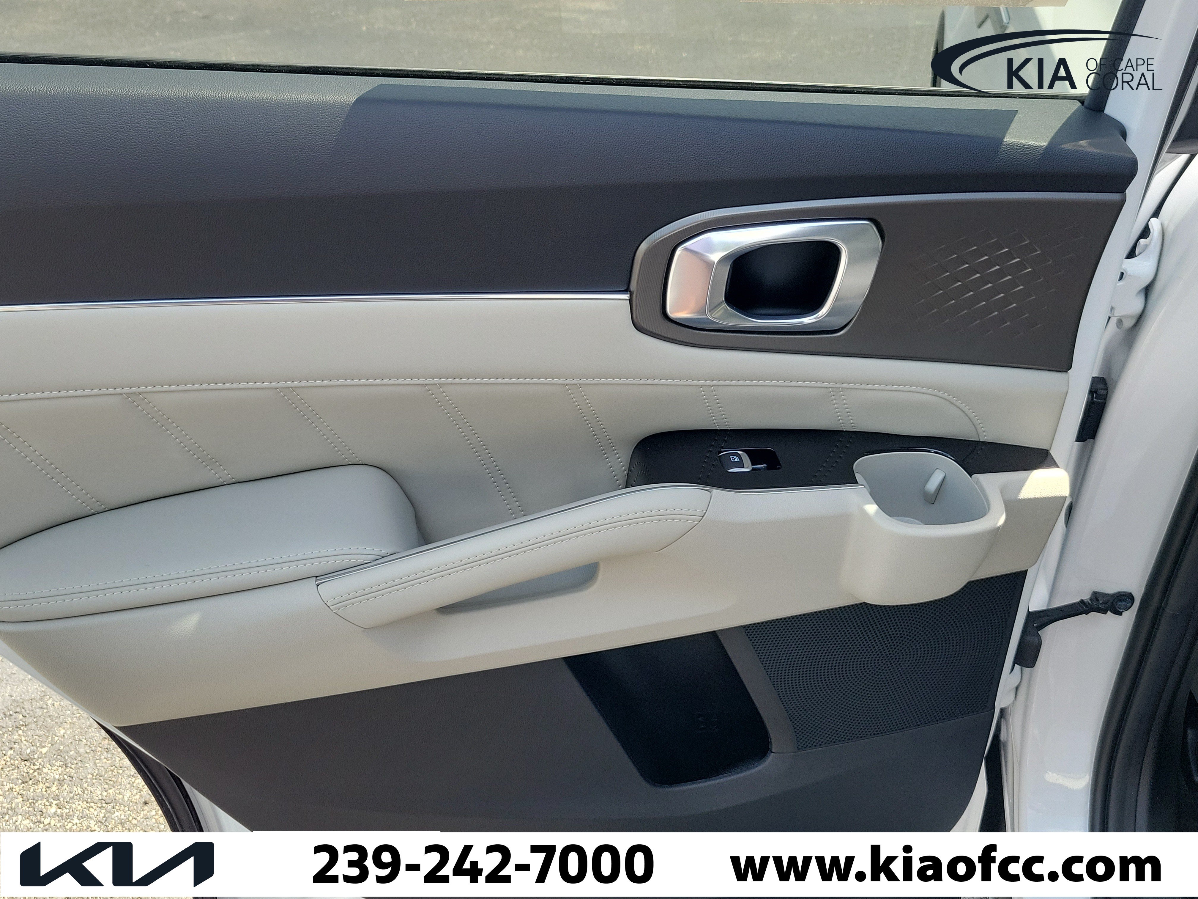 Certified 2024 Kia Sorento SX FWD image 14