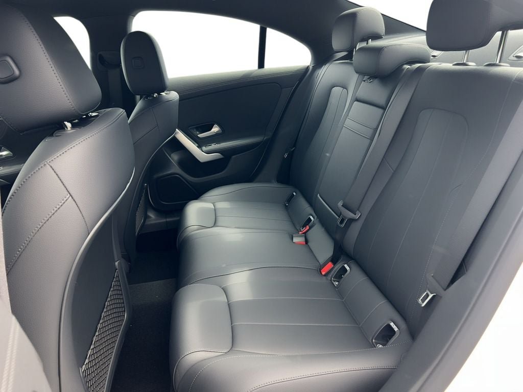 New 2025 Mercedes-Benz CLA 250 4MATIC image 7