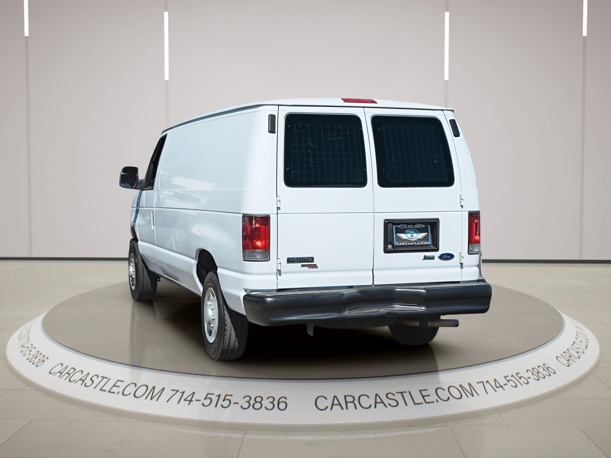 Used 2013 Ford E-150 and Econoline 150 w/ PWR Group RWD image 2