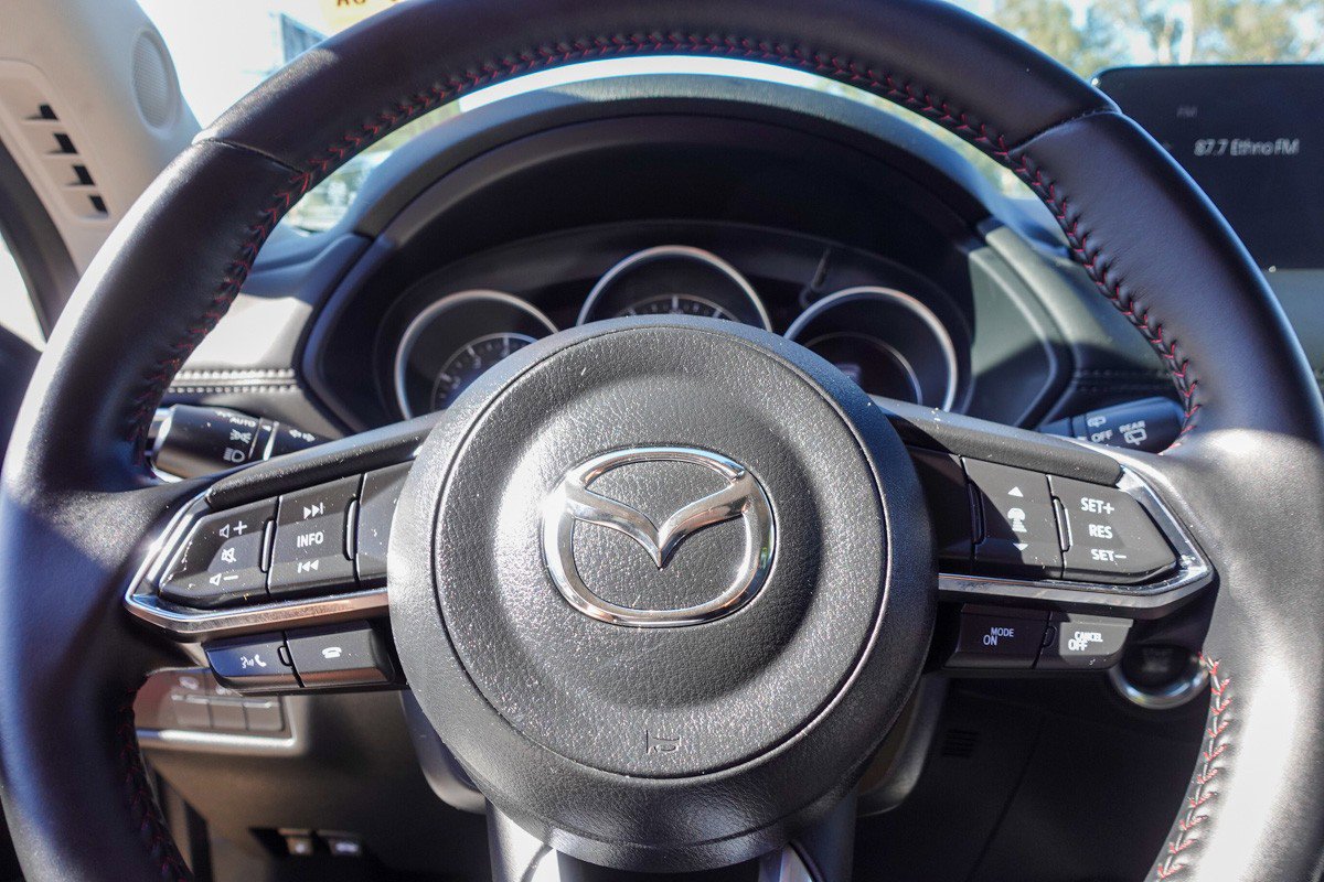 Certified 2023 MAZDA CX-5 Carbon Edition image 13