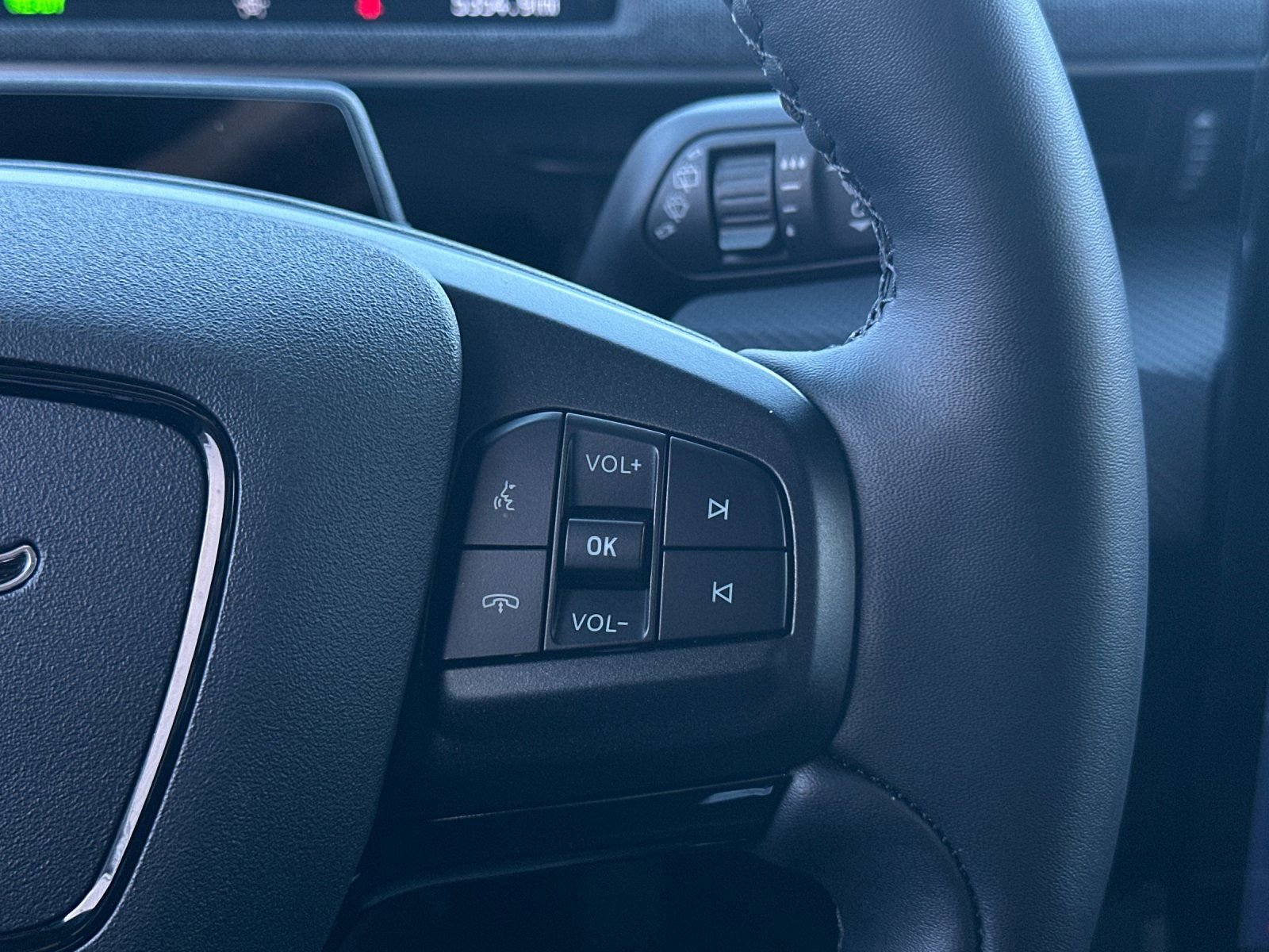 Used 2024 Ford Mustang Mach-E Premium image 30