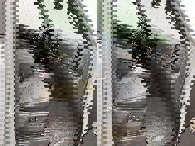 Used 2024 Chevrolet Silverado 1500 ZR2 w/ Technology Package AWD/4WD image 23