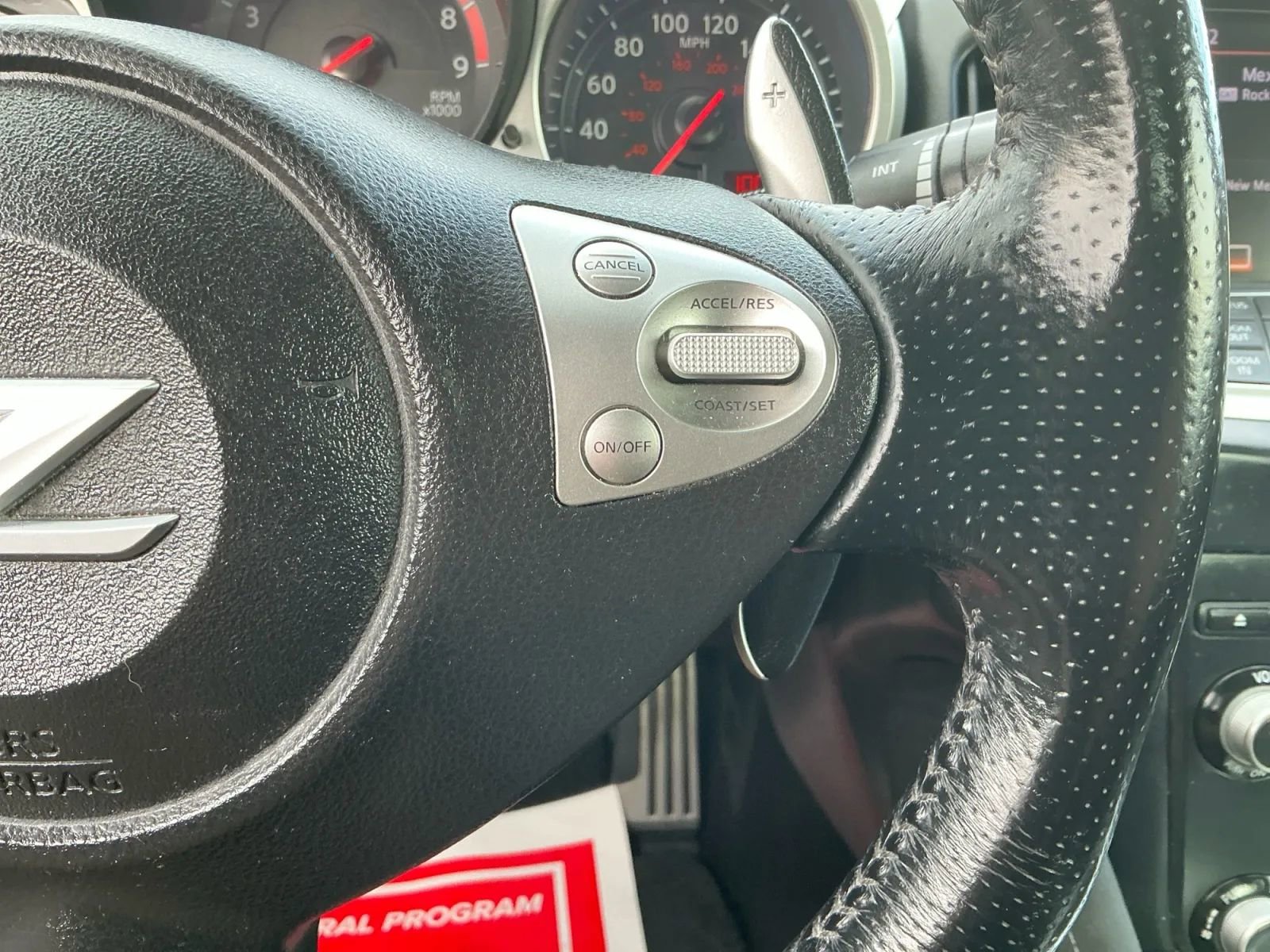 Used 2014 Nissan 370Z Touring w/ Sport Package image 25