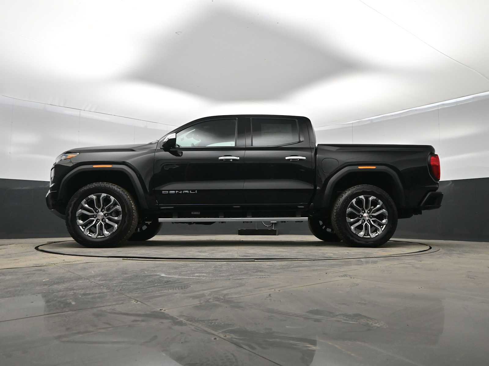 New 2026 GMC Canyon Denali image 33
