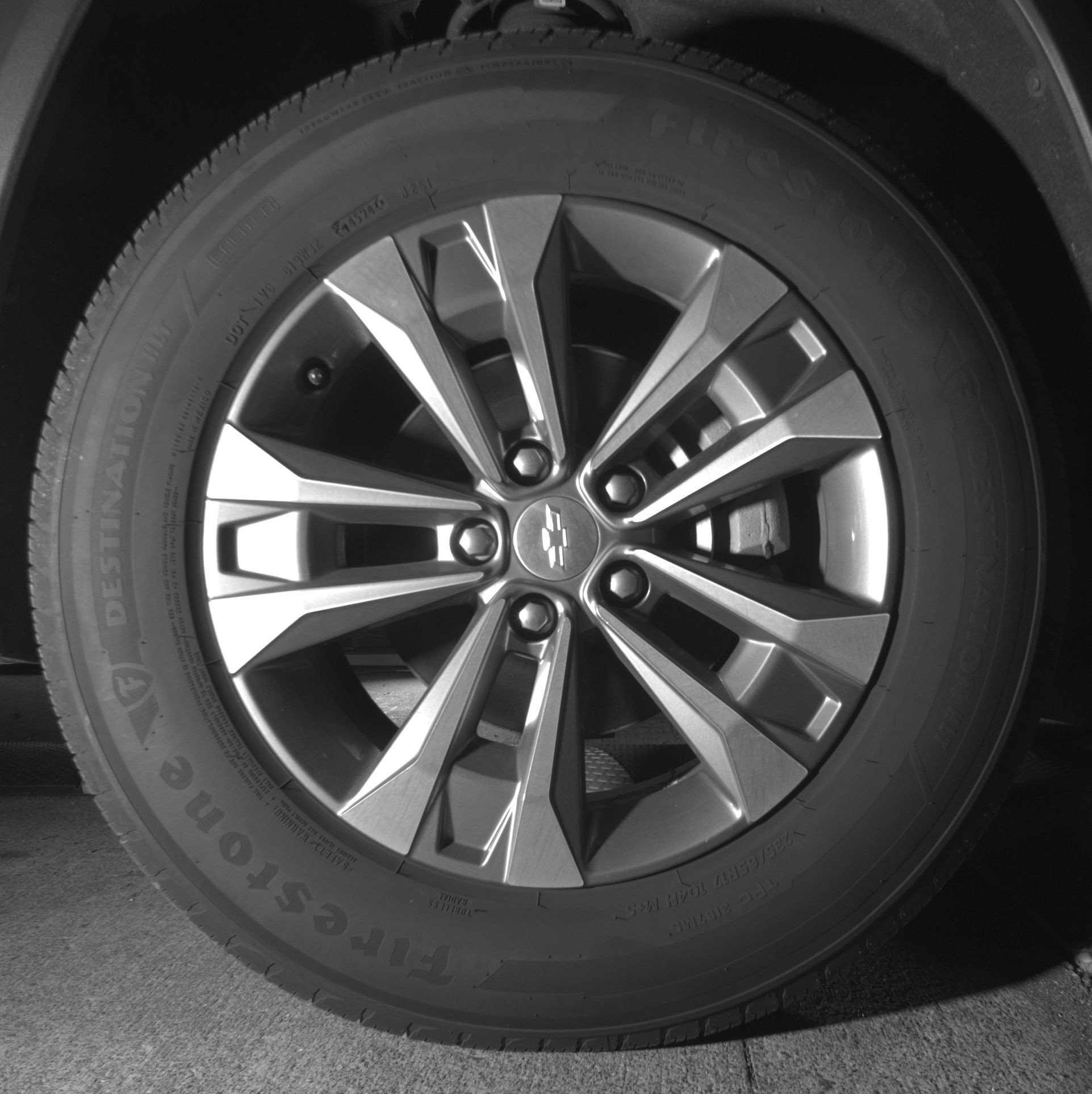 Used 2025 Chevrolet Equinox LT FWD image 13