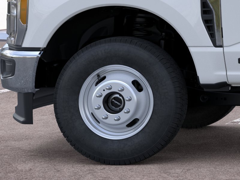 New 2026 Ford F350 XL w/ XL Chrome Package AWD/4WD image 19
