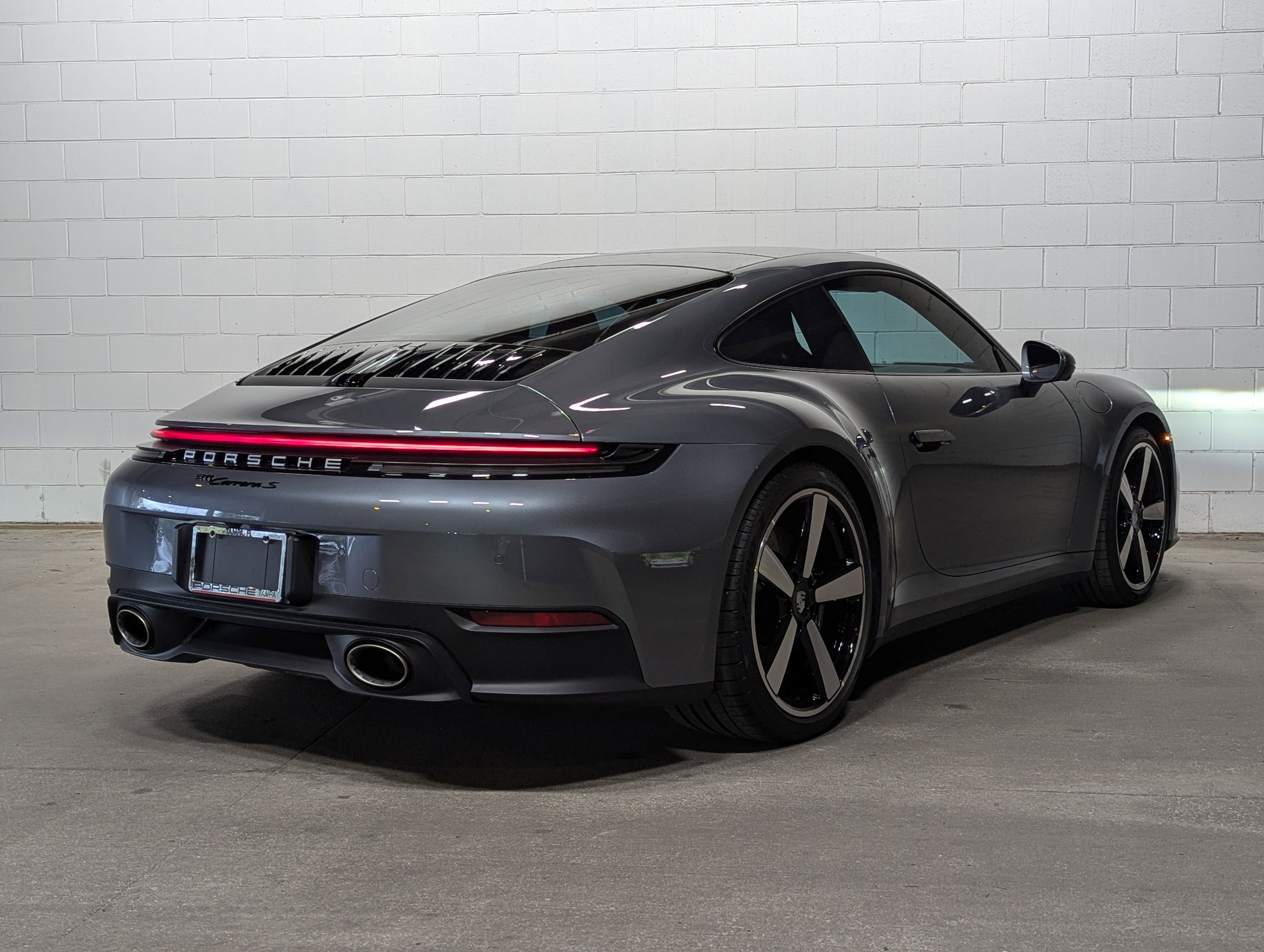 Certified 2025 Porsche 911 Carrera S image 7