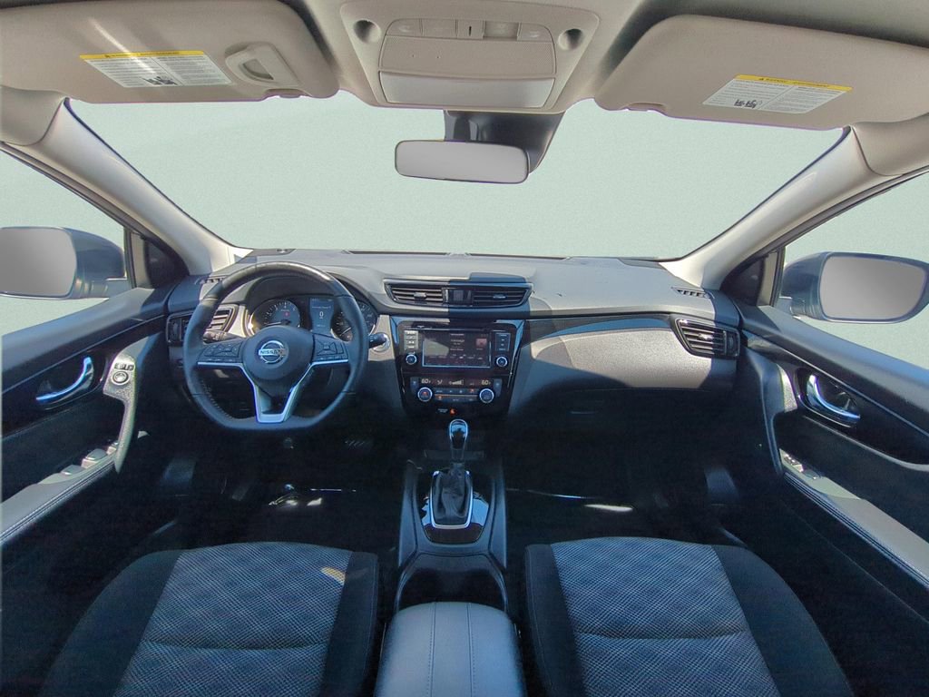 Certified 2022 Nissan Rogue Sport SV AWD/4WD image 11