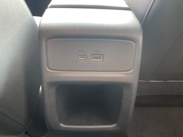 Used 2025 Chevrolet Trax LT w/ LT Convenience Package FWD image 21