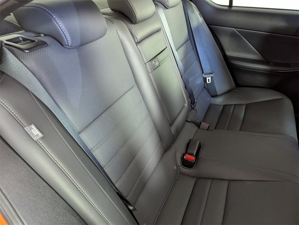 Used 2023 Lexus IS 500 image 33