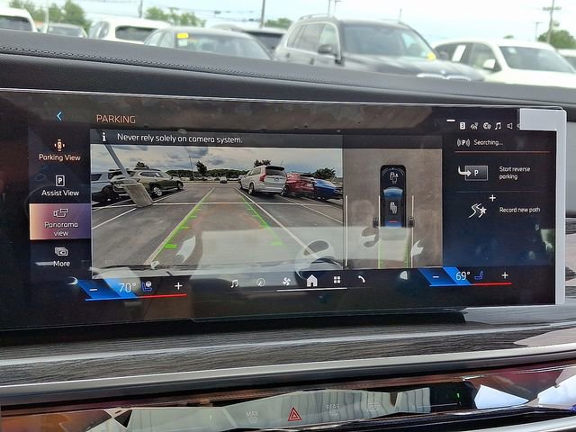 New 2025 BMW 750e xDrive w/ Executive Package image 16