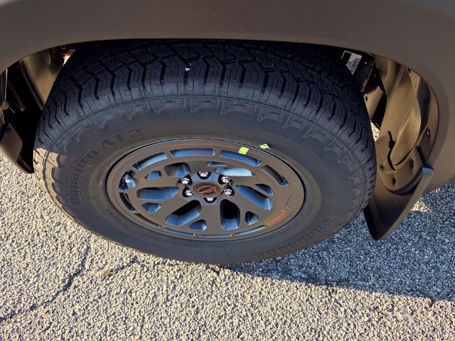 New 2027 Nissan Frontier Pro-X w/ Pro Convenience Package RWD image 17