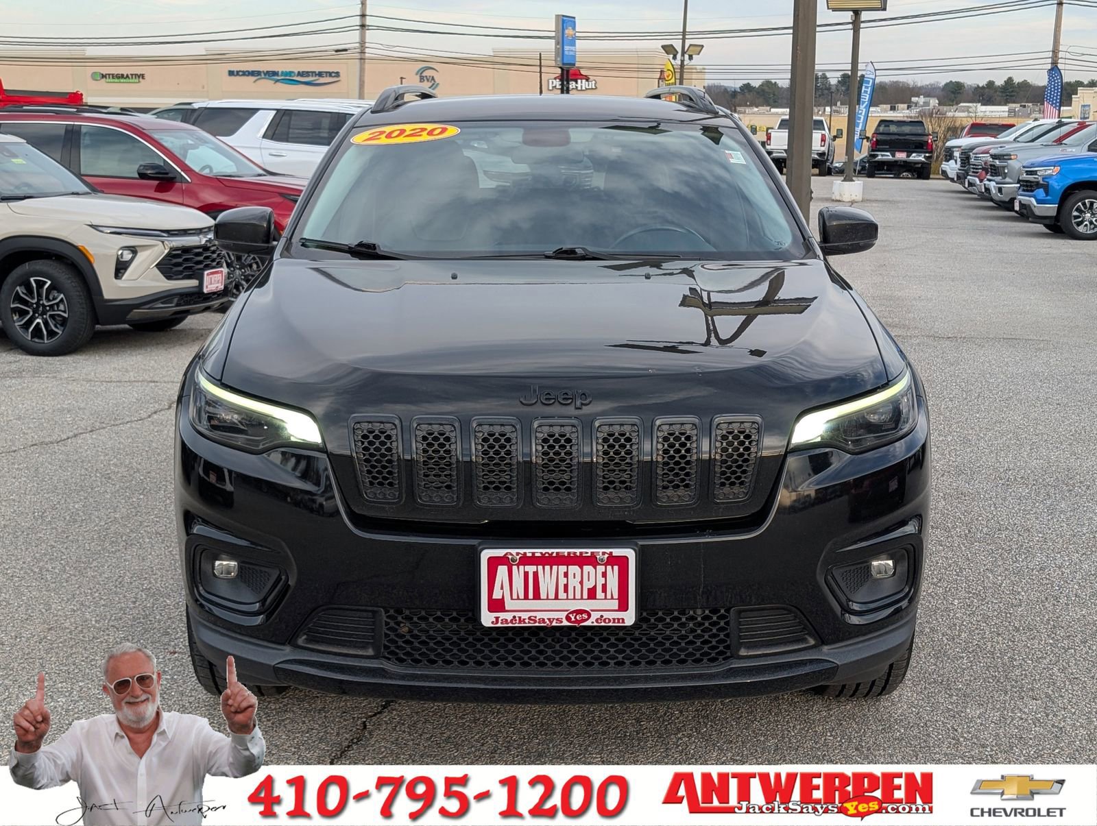 Used 2020 Jeep Cherokee Latitude Plus image 8