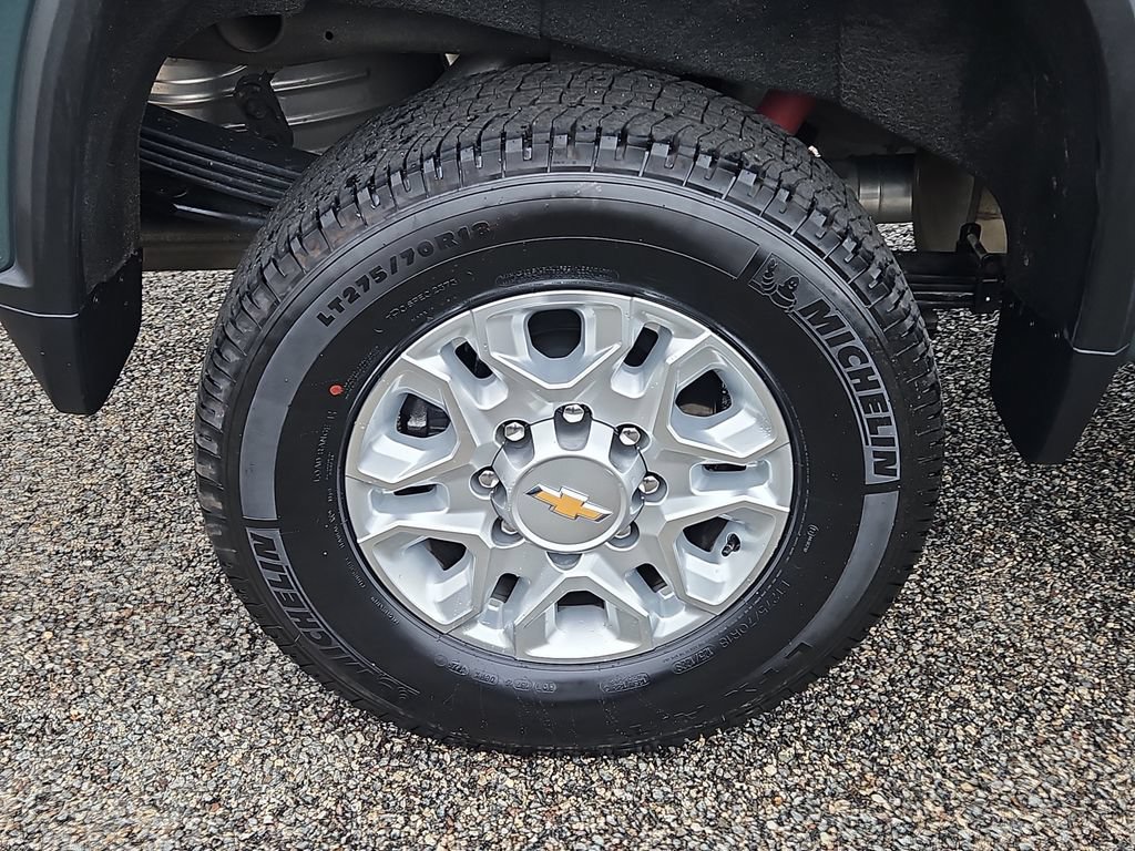 Used 2026 Chevrolet Silverado 2500 LT AWD/4WD image 9