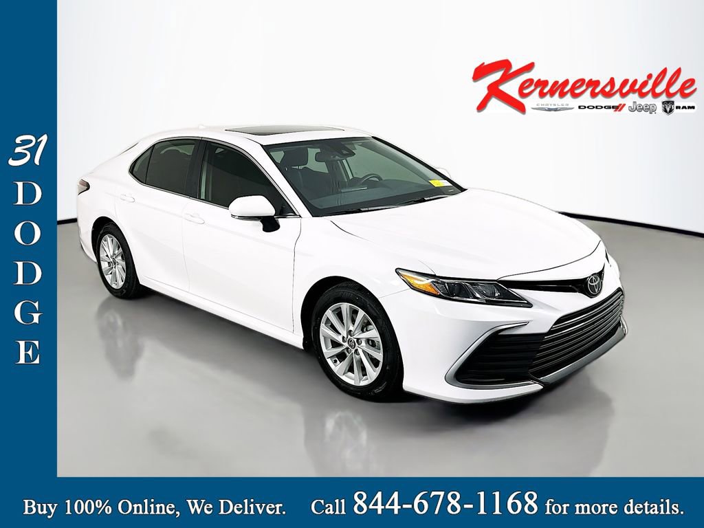 Used 2024 Toyota Camry LE w/ Convenience Package FWD image 1