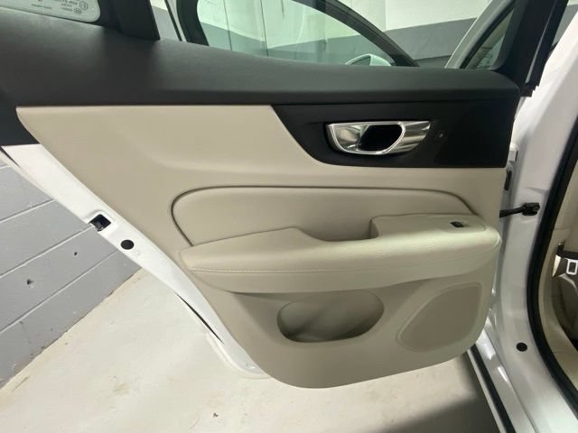 Used 2020 Volvo S60 T5 Momentum w/ Protection Package FWD image 7