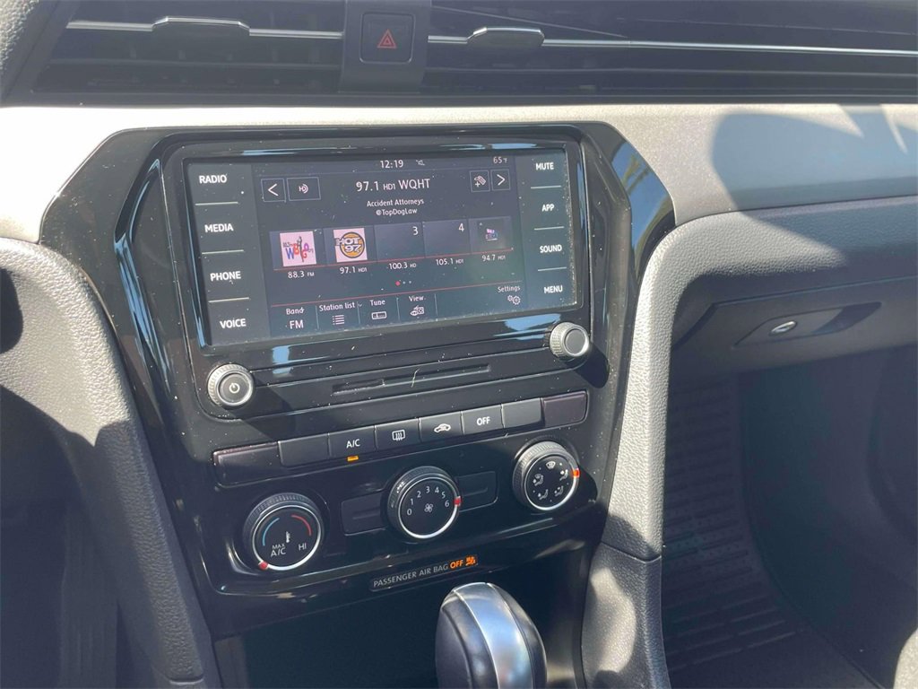 Used 2021 Volkswagen Passat 2.0T S image 26