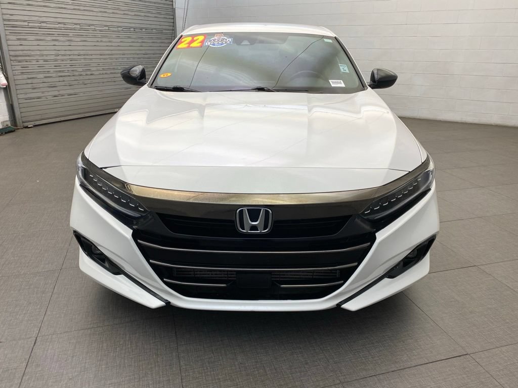 Used 2022 Honda Accord Sport image 3