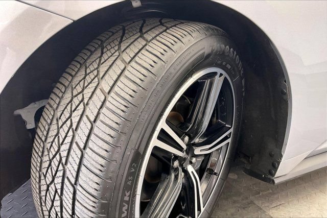 Used 2024 Ford Mustang Premium RWD image 33