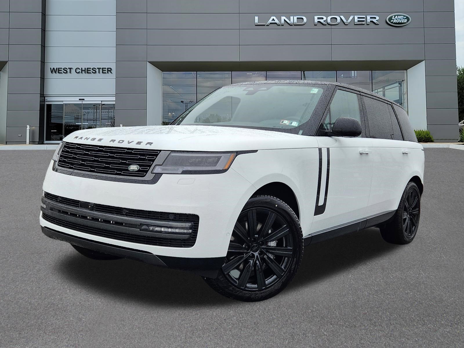 New 2026 Land Rover Range Rover Long Wheelbase SE video 1