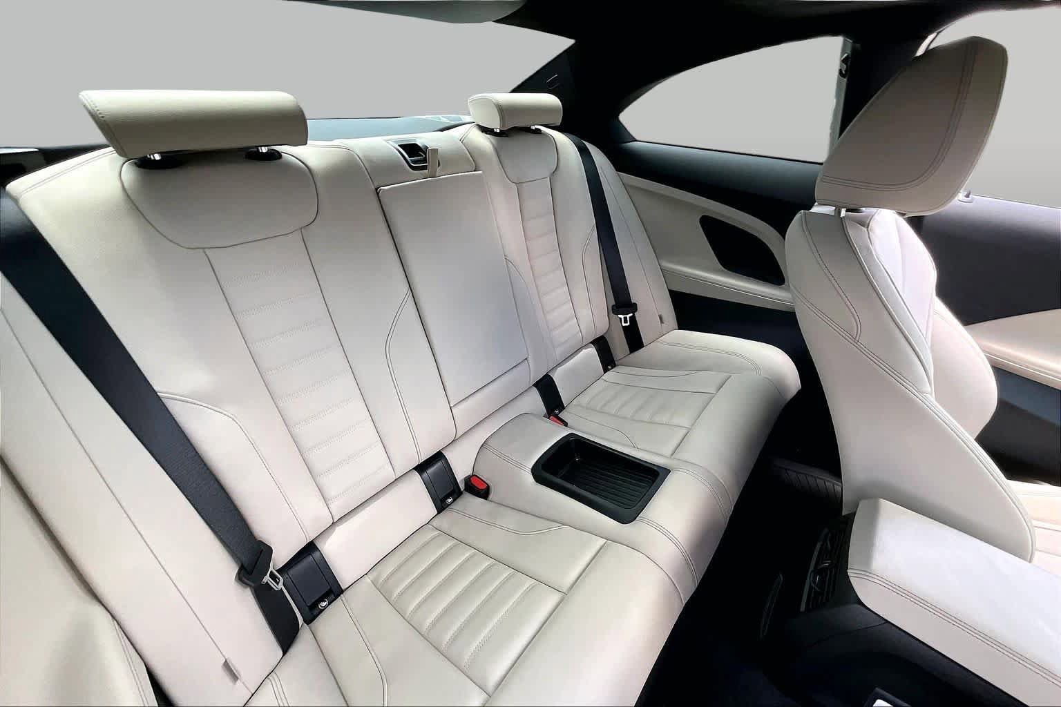 Used 2025 BMW 230i Coupe w/ M Sport Package RWD image 19