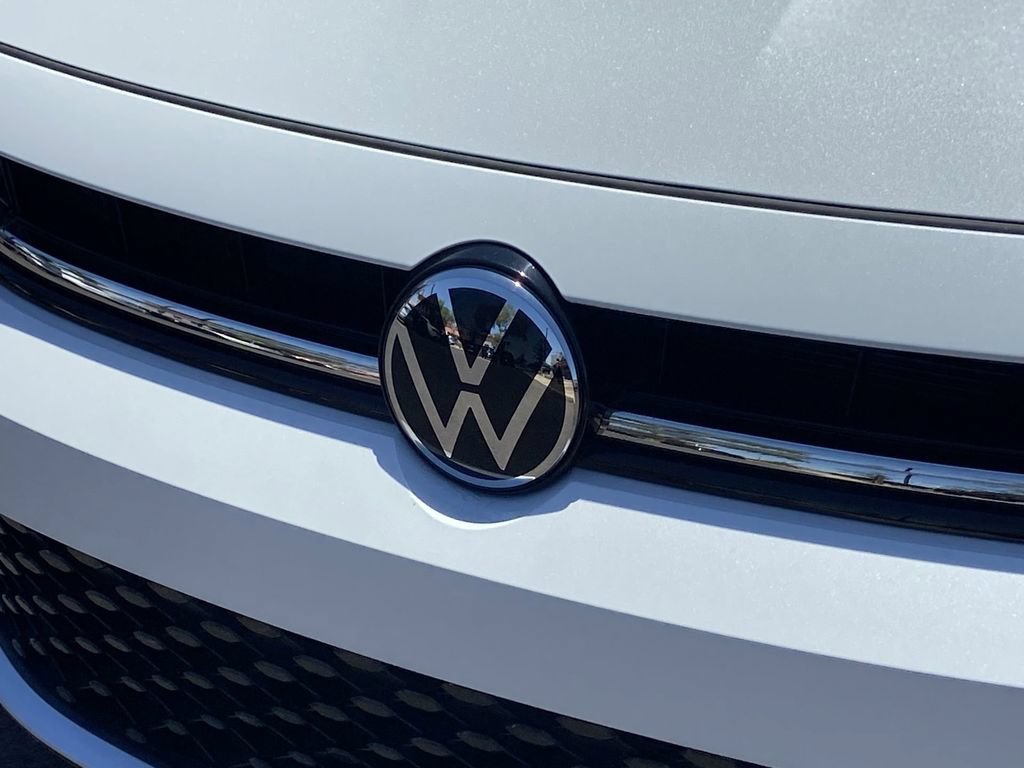 Used 2026 Volkswagen Jetta SE FWD image 26