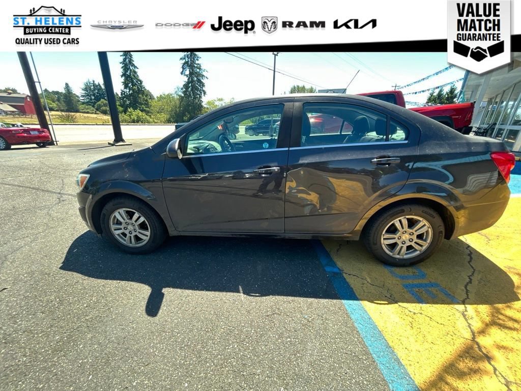Used 2015 Chevrolet Sonic LT FWD image 5