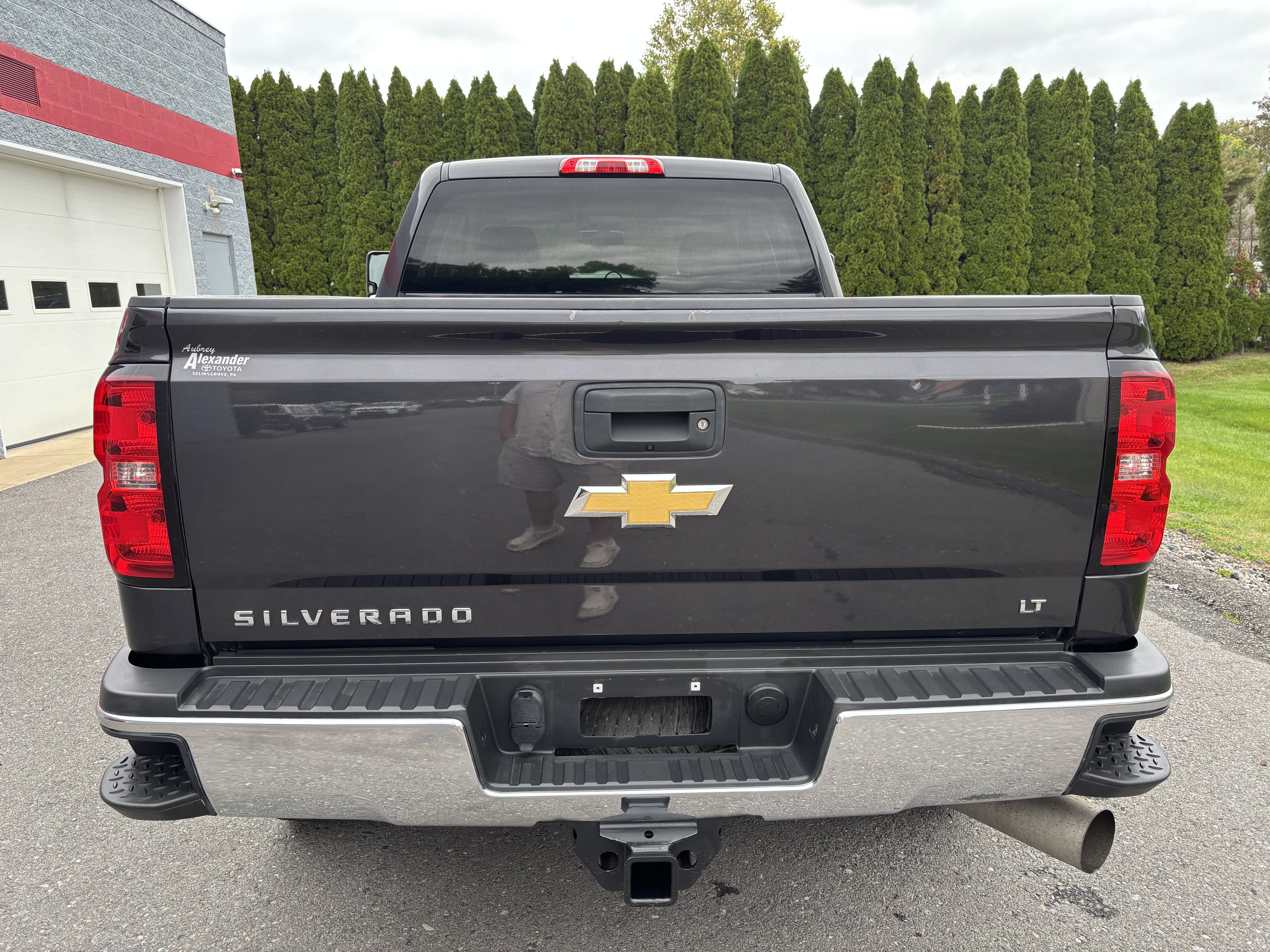 Used 2016 Chevrolet Silverado 2500 LT w/ LT Convenience Package AWD/4WD image 4