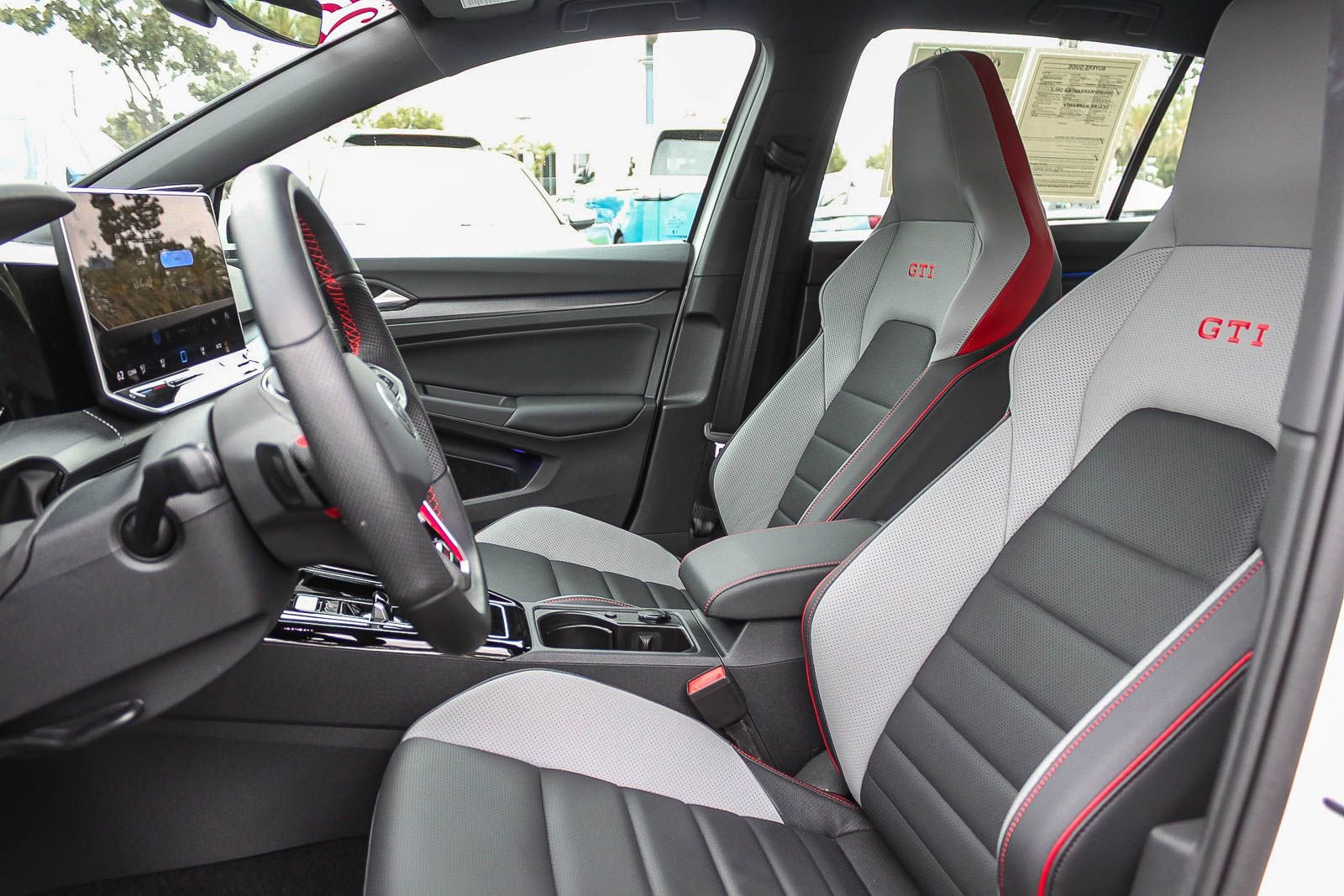 Used 2025 Volkswagen GTI SE w/ SE Leather Seating Package image 18
