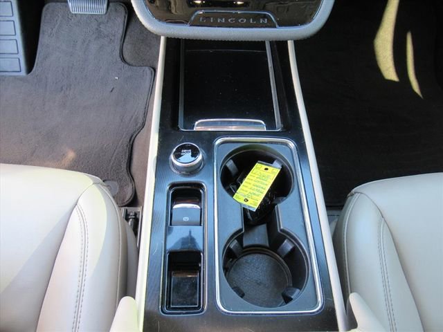 Used 2022 Lincoln Corsair FWD image 20