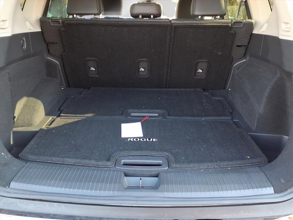 Used 2023 Nissan Rogue SL image 14