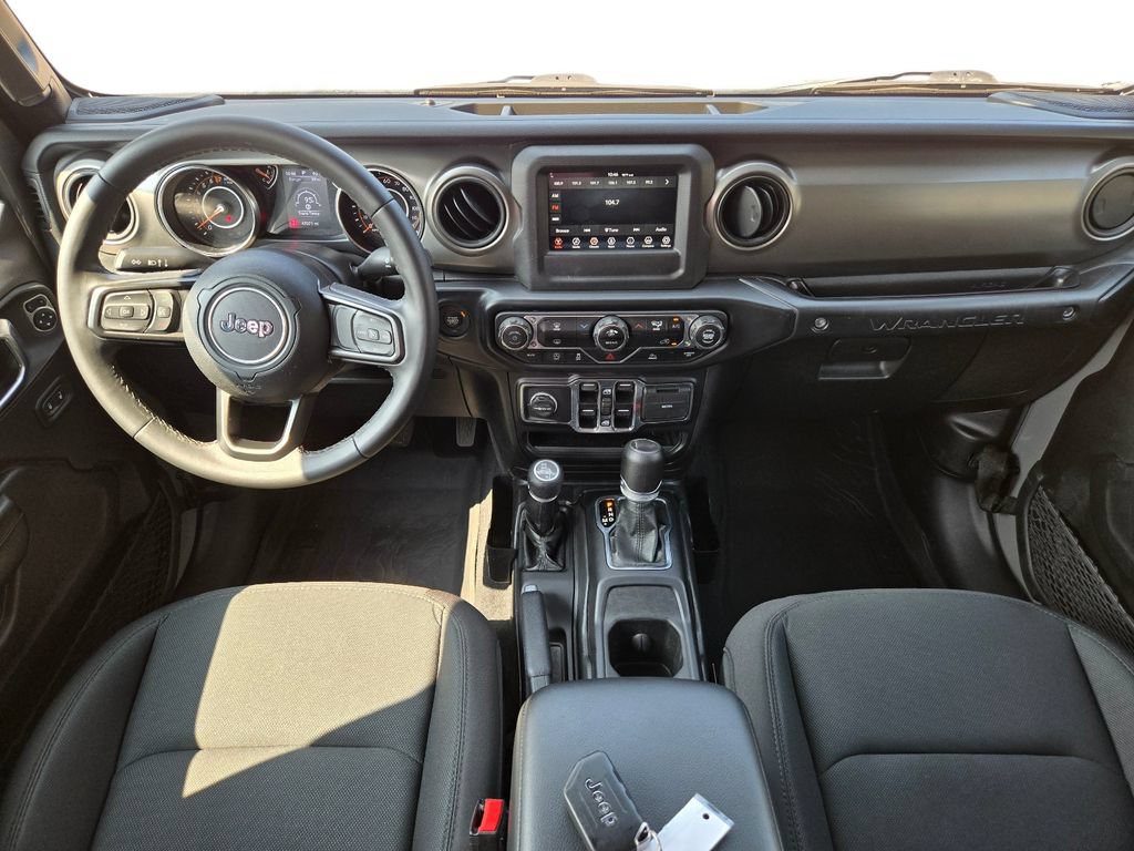 Used 2022 Jeep Wrangler Unlimited Sport AWD/4WD image 19