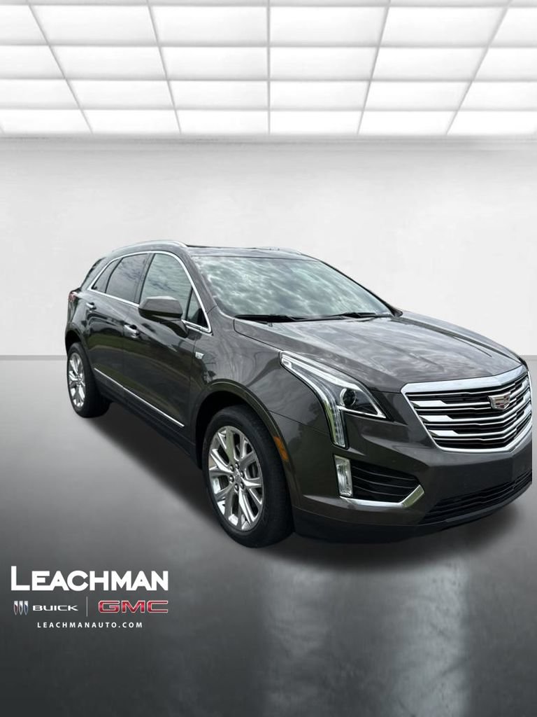 Used 2019 Cadillac XT5 Luxury w/ Advanced Security Package FWD image 9
