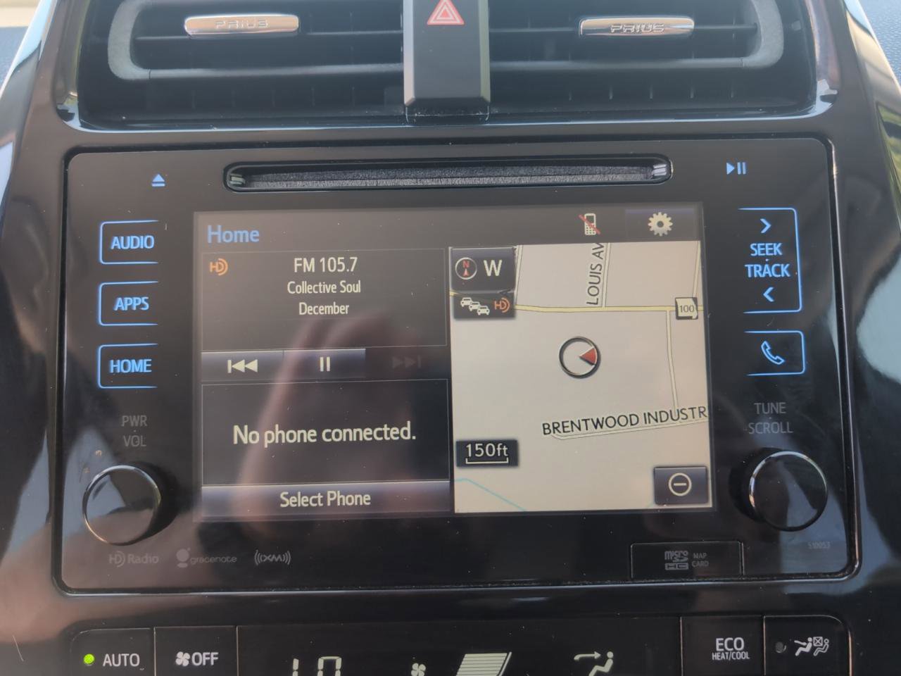 Used 2017 Toyota Prius Three Touring FWD image 21