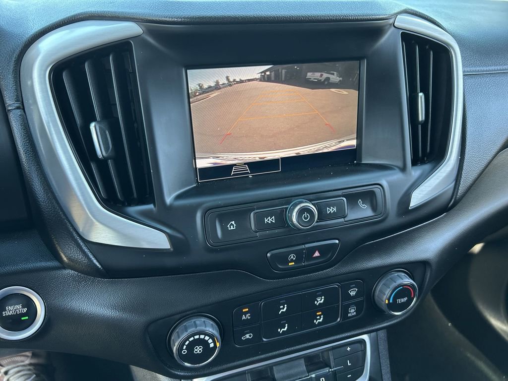Used 2022 GMC Terrain SLE FWD image 15