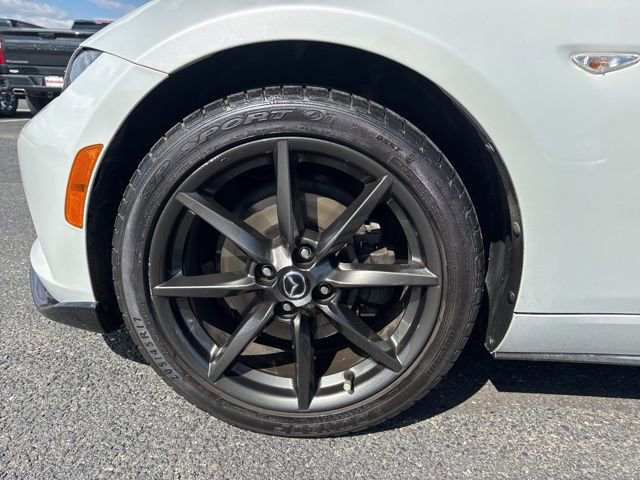 Used 2016 MAZDA MX-5 Miata Club image 7