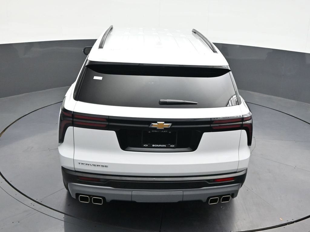 Used 2025 Chevrolet Traverse LT w/ Driver Confidence Package FWD image 20