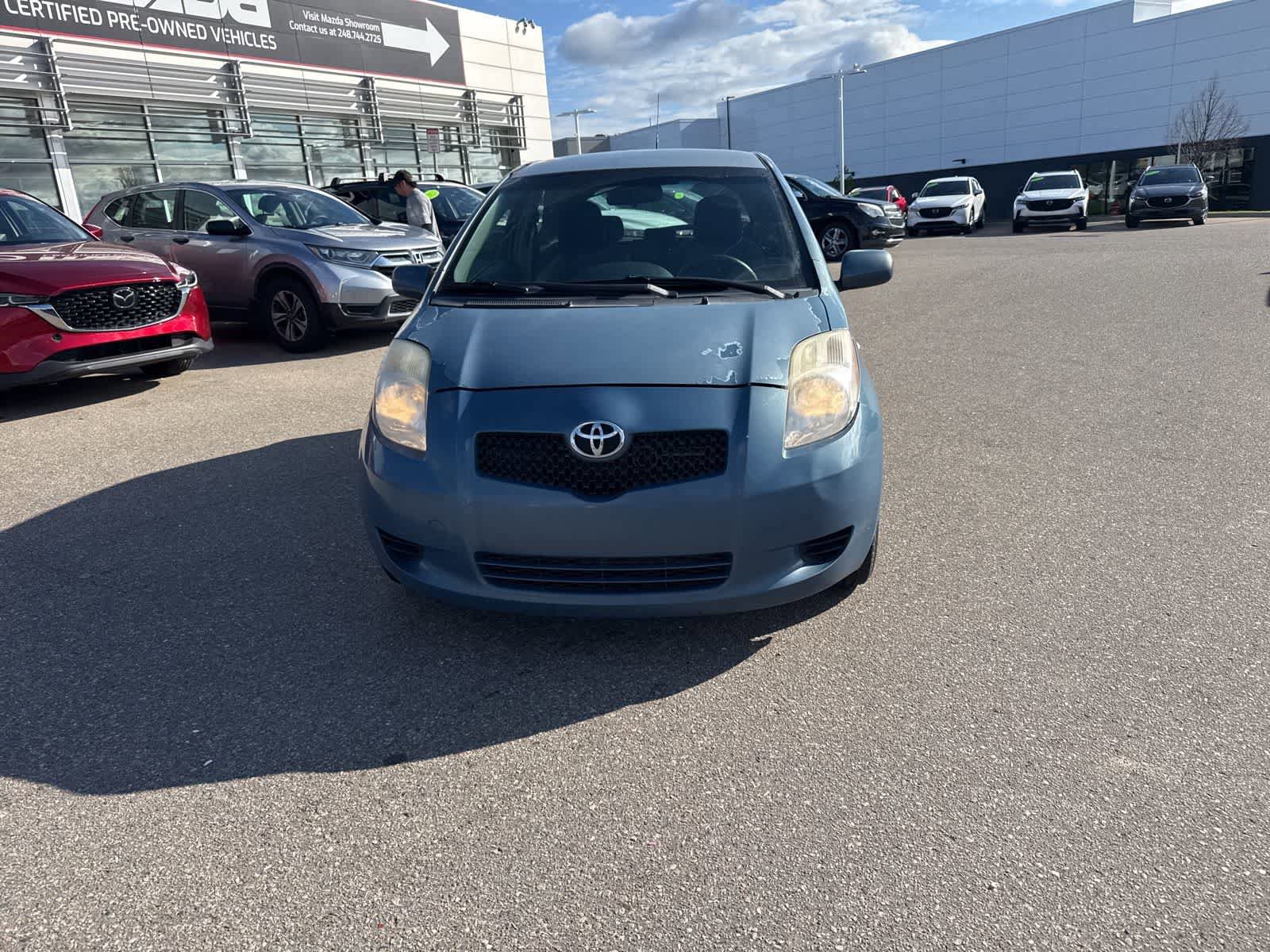 Used 2008 Toyota Yaris 2-Door Hatchback FWD image 2