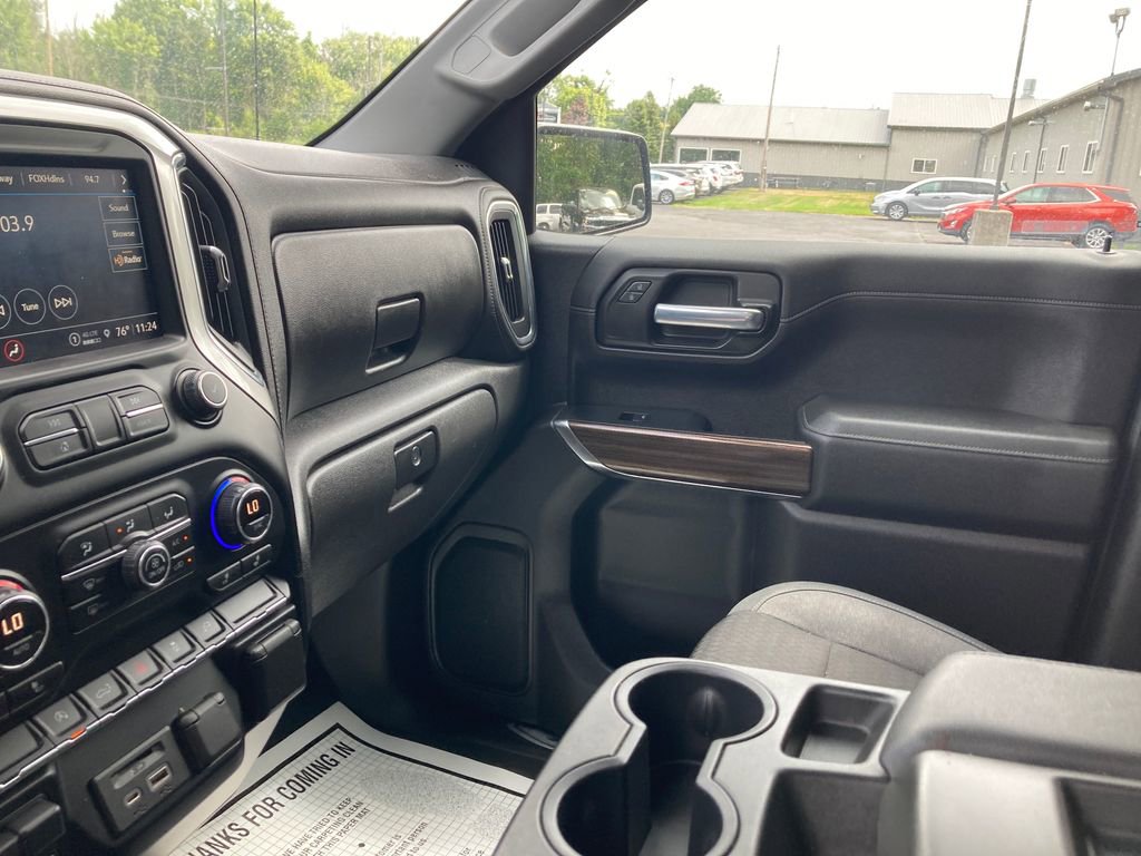 Used 2021 Chevrolet Silverado 1500 LT w/ Convenience Package II image 16