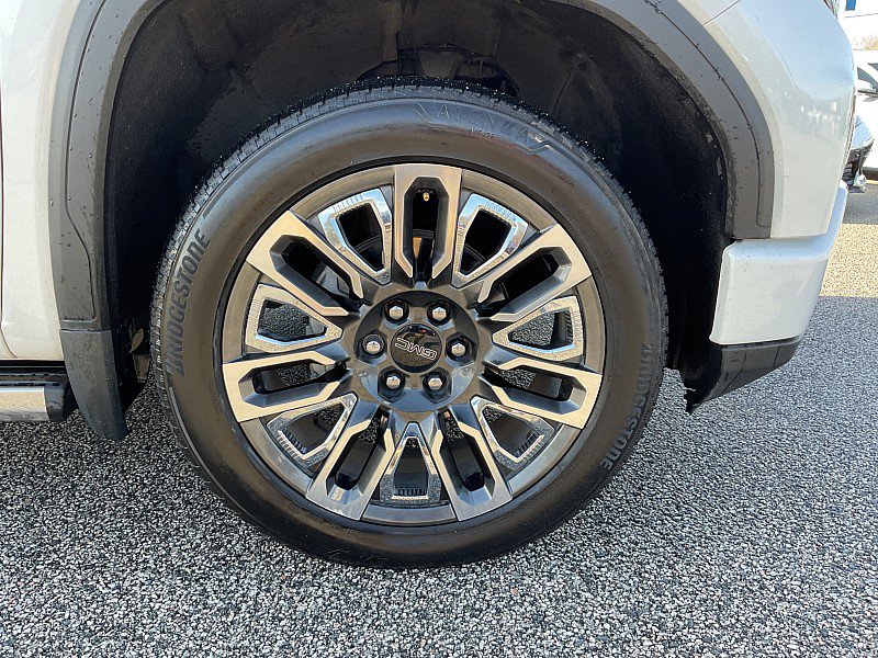 Certified 2024 GMC Sierra 1500 Denali Ultimate image 17