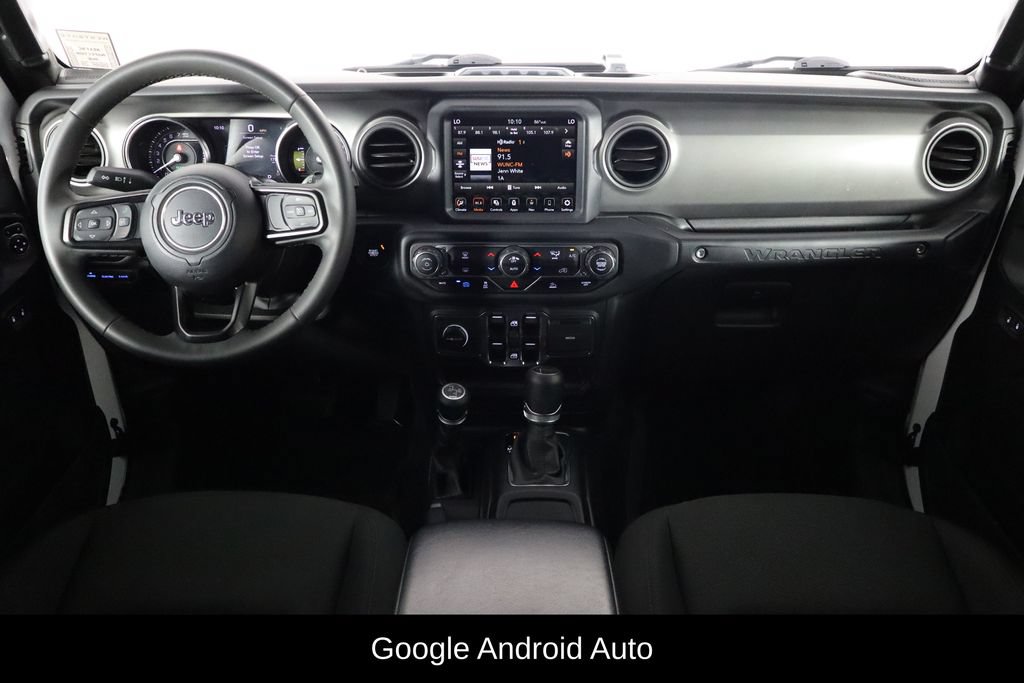 Used 2023 Jeep Wrangler Unlimited w/ Sun & Screen Package AWD/4WD image 13