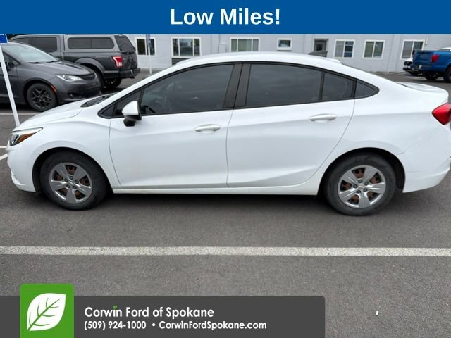 Used 2018 Chevrolet Cruze LS FWD image 5