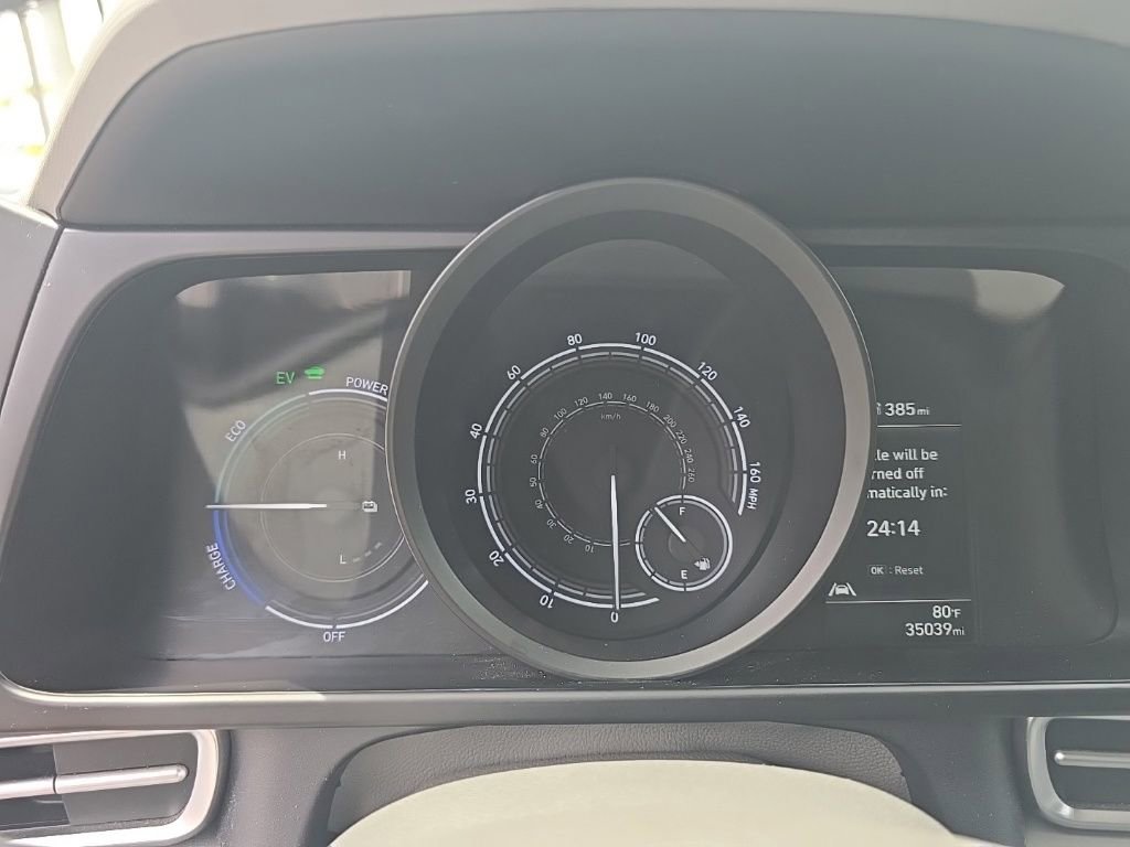 Used 2022 Hyundai Elantra Blue image 18