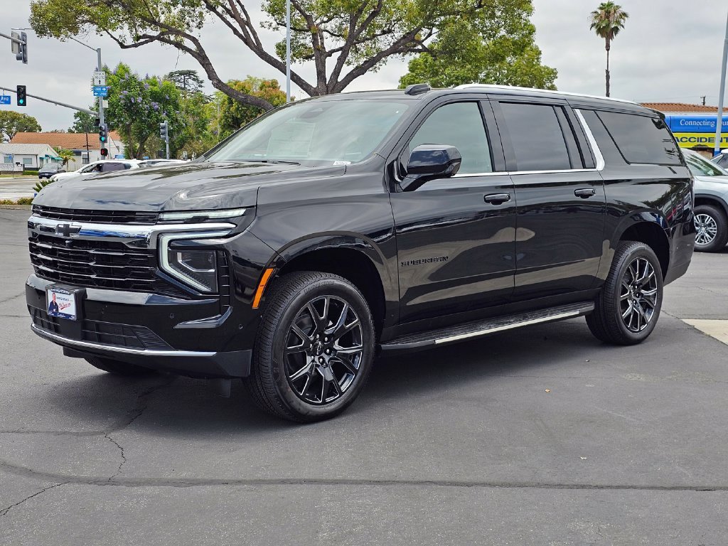 New 2026 Chevrolet Suburban LS w/ LPO, Dark Essentials Package RWD image 4