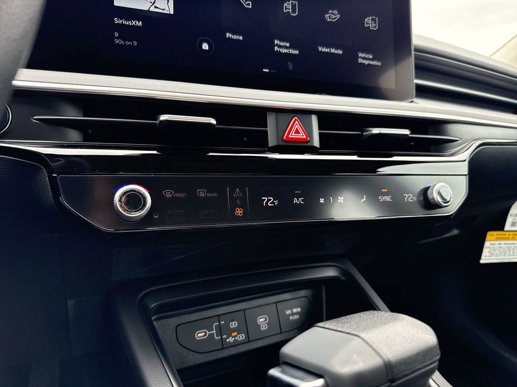 New 2026 Kia K5 LXS FWD image 16