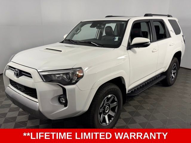 Used 2024 Toyota 4Runner TRD Off-Road Premium image 3