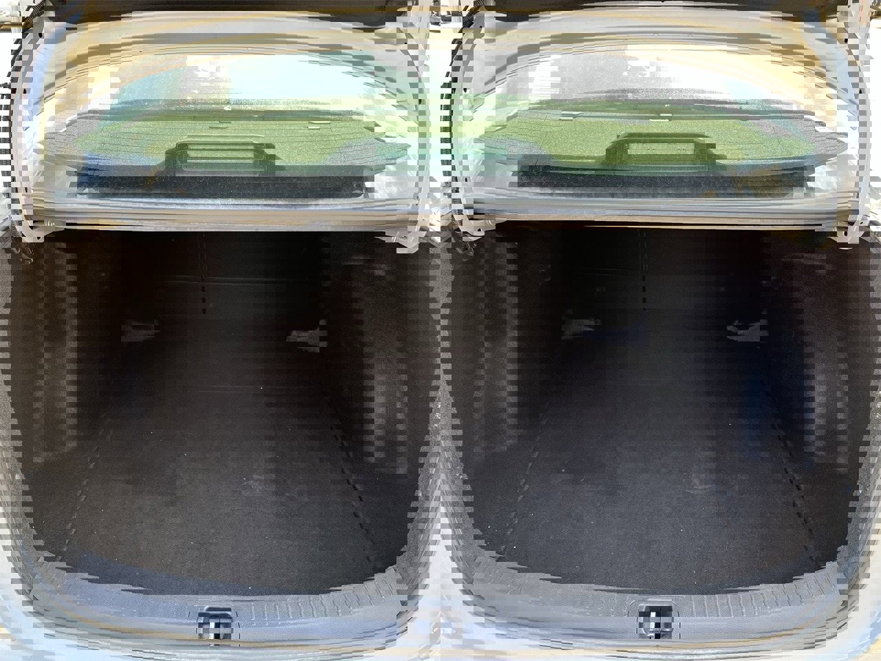 Used 2024 Toyota Corolla LE image 27